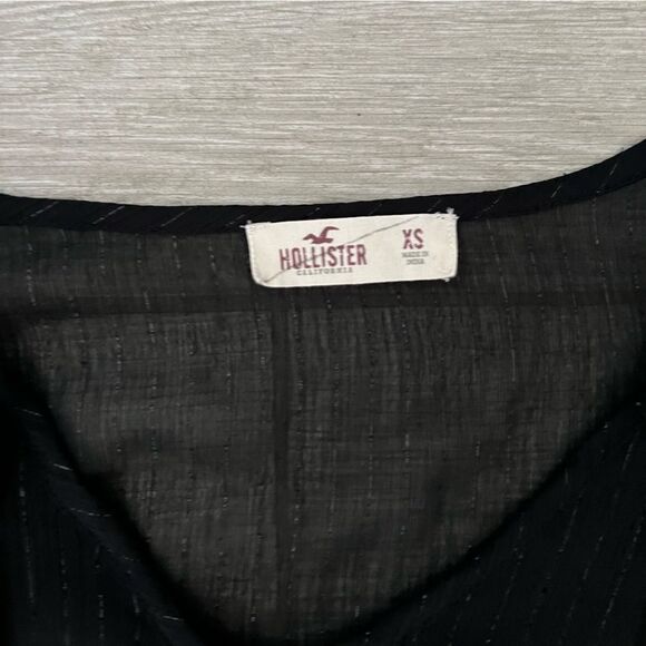 Hollister XS Black Metallic lurex stripes chiffon bell sleeve flowy top blouse - Picture 3 of 8